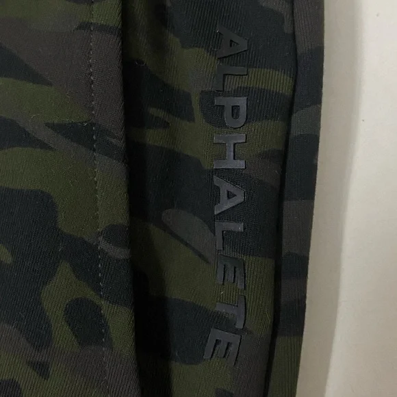 Alphalete - Camo Pro Elite Joggers - Picture 8 of 9